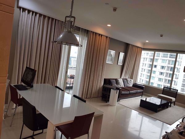 รูปภาพ 3 ห้องนอน Condo ในโครงการ Q Langsuan Lumphini Sub District C014214