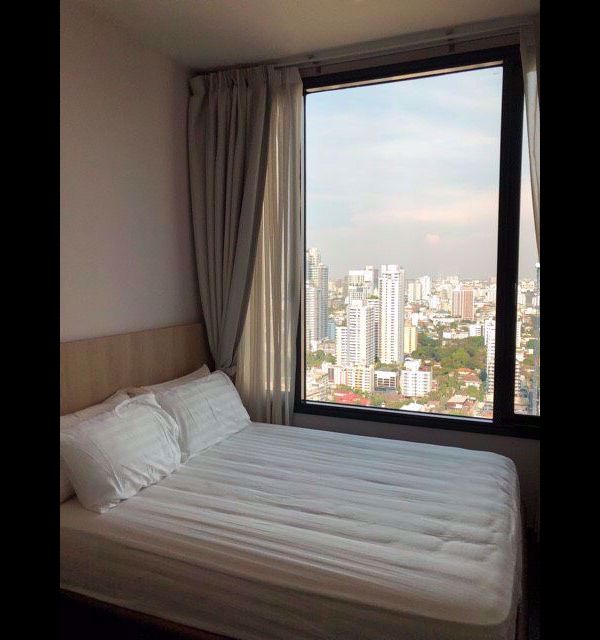 รูปภาพ 2 ห้องนอน Condo ในโครงการ Edge Sukhumvit 23 Khlongtoeinuea Sub District C014219