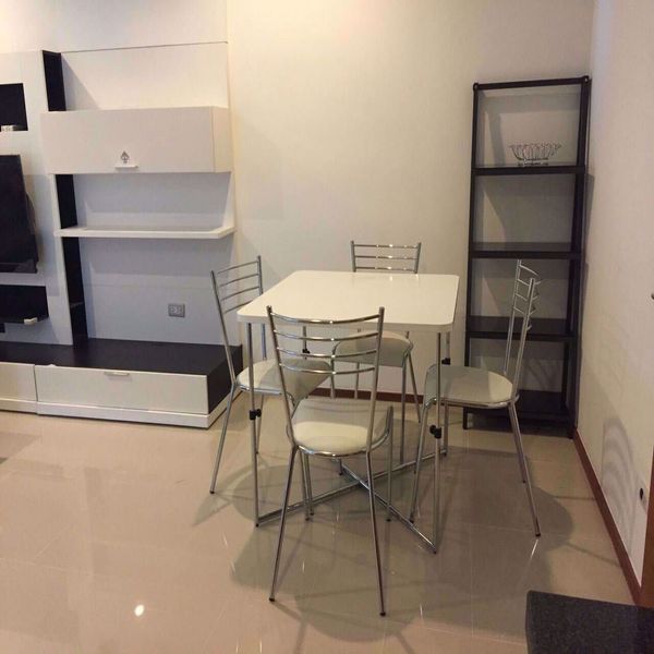 Picture of 1 bed Condo in Villa Sathorn Khlong Ton Sai Sub District C014243