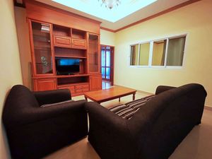 Picture of 2 bed Condo in El Patio Khlong Toei Nuea Sub District C014253