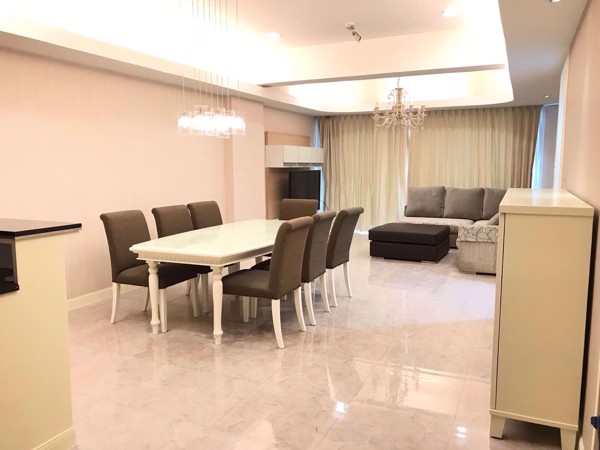 รูปภาพ 2 ห้องนอน คอนโด ในโครงการ Premier Condominium เขตคลองเตย แขวงคลองตัน C014273