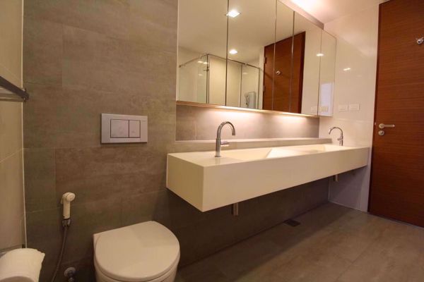 Picture of 3 bed Condo in Ashton Morph 38 Phra Khanong Sub District C014309