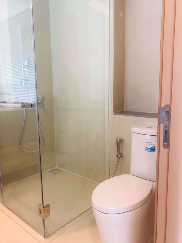 Picture of 1 bed Condo in The ESSE Asoke Khlong Toei Nuea Sub District C014352