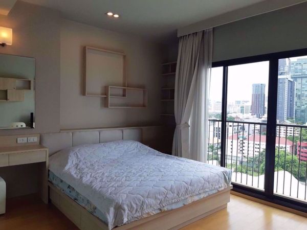 Picture of 1 bed Condo in Noble Revent Ratchathewi District C014362