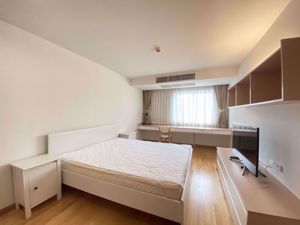 Picture of 3 bed Condo in Residence 52 Phrakhanong District C014510