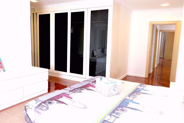 Picture of 3 bed Condo in SanguanSap Mansion Yan Nawa Sub District C014531