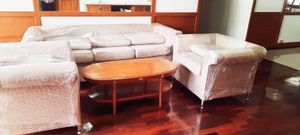 Picture of 3 bed Condo in Crystal Ville Court Khlong Toei Nuea Sub District C014532