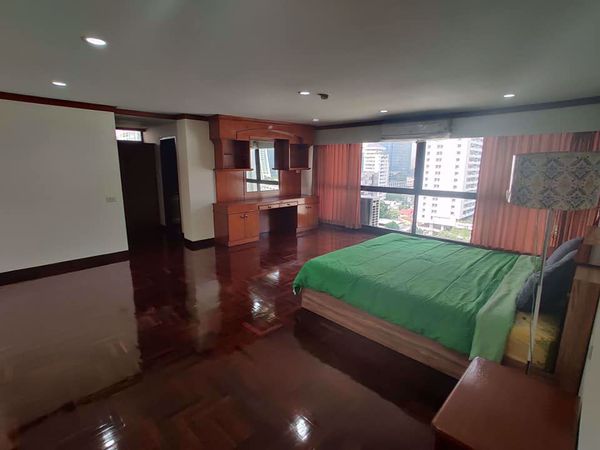 รูปภาพ 3 ห้องนอน Condo ในโครงการ Rishi Court Khlong Toei Nuea Sub District C014552