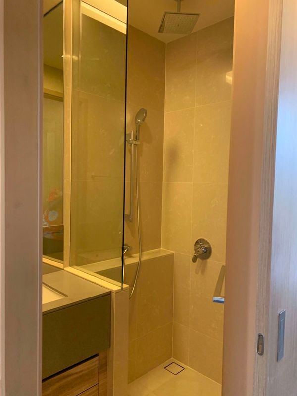 Picture of 1 bed Condo in The ESSE Asoke Khlong Toei Nuea Sub District C014559