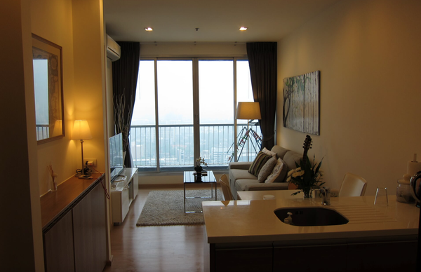 Picture of 1 bed Condo in Rhythm Sukhumvit Phra Khanong Sub District C014610