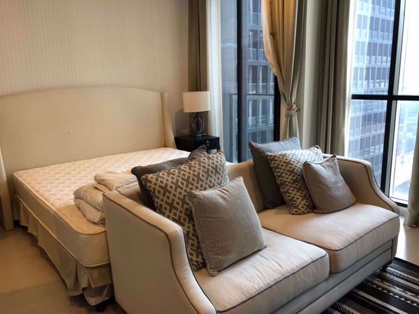 Picture of 1 bed Condo in Noble Ploenchit Lumphini Sub District C014627