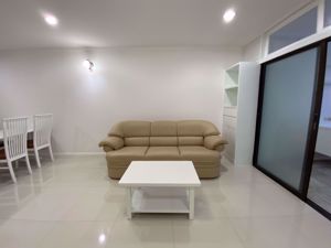 รูปภาพ 1 ห้องนอน Condo ในโครงการ Supalai Place Condominium Khlong Tan Nuea Sub District C014651