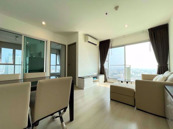 Picture of 2 bed Condo in Life Ratchadapisek Huai Khwang Sub District C014746