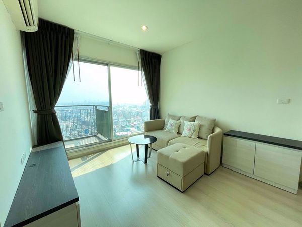 Picture of 2 bed Condo in Life Ratchadapisek Huai Khwang Sub District C014746