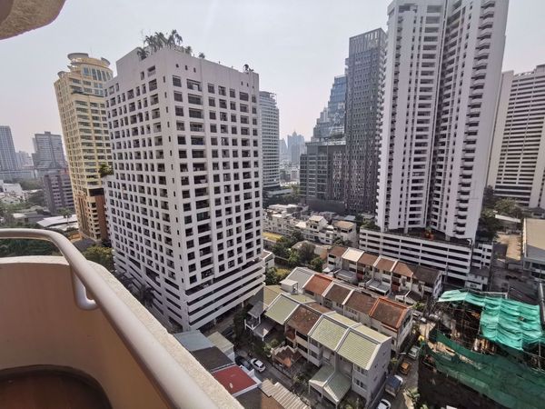 รูปภาพ 3 ห้องนอน Condo ในโครงการ Tower Park Khlong Toei Nuea Sub District C014774