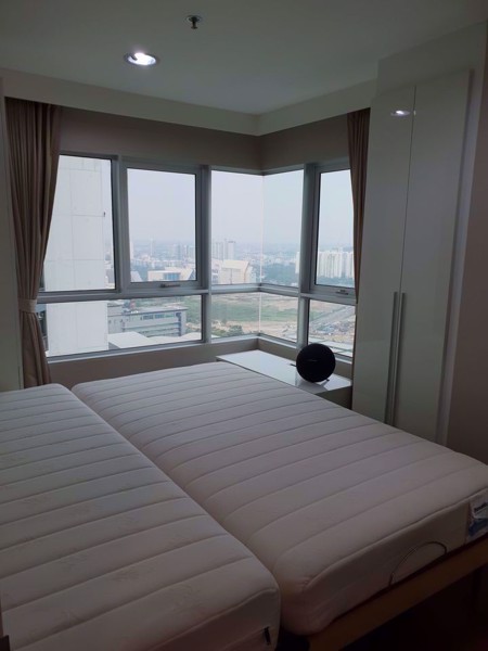 รูปภาพ 2 ห้องนอน Condo ในโครงการ Belle Grand Rama 9 Huai Khwang Sub District C014794