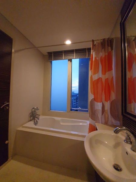 Picture of 2 bed Condo in Watermark Chaophraya Khlong Ton Sai Sub District C014844