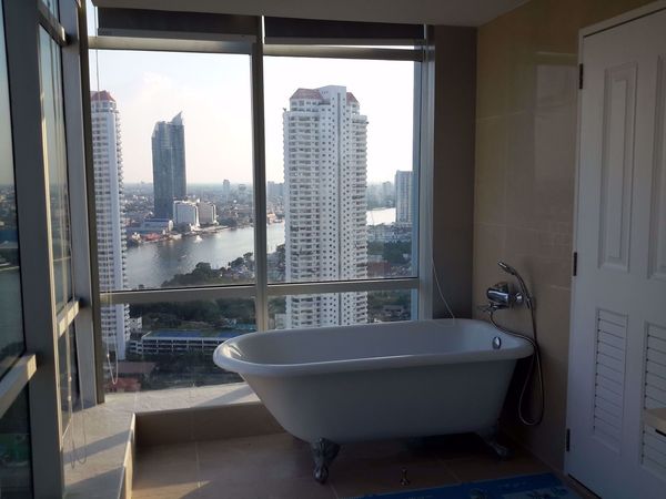 Picture of 2 bed Condo in Baan Sathorn Chaopraya Khlong Ton Sai Sub District C014850