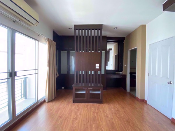 Picture of 3 bed House  Suanluang Sub District H014872