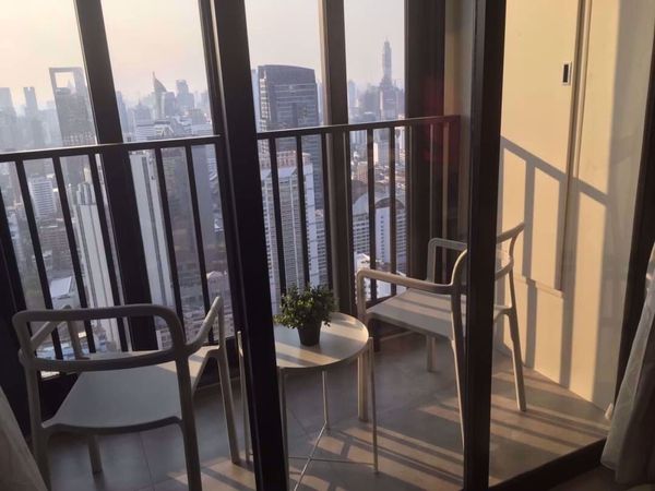 Picture of 1 bed Condo in Ashton Asoke Khlong Toei Nuea Sub District C014943