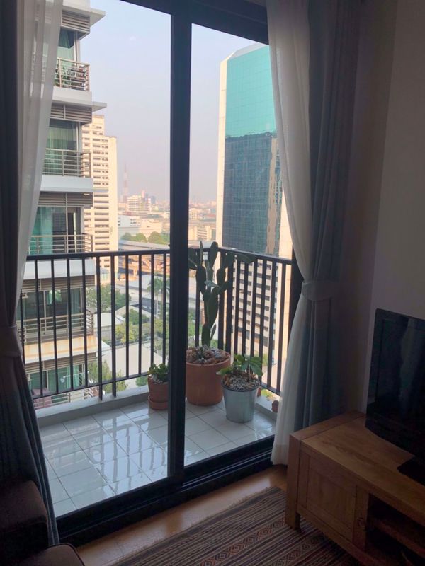 Picture of 1 bed Condo in The Vertical Aree Samsennai Sub District C014944