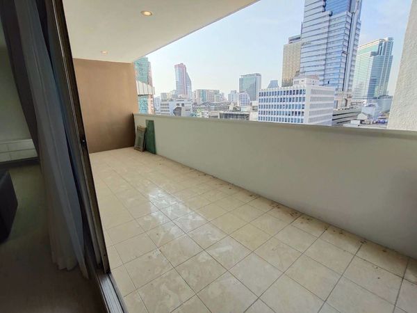 Picture of 2 bed Condo in Silom Condominuim Bang Rak District C014960