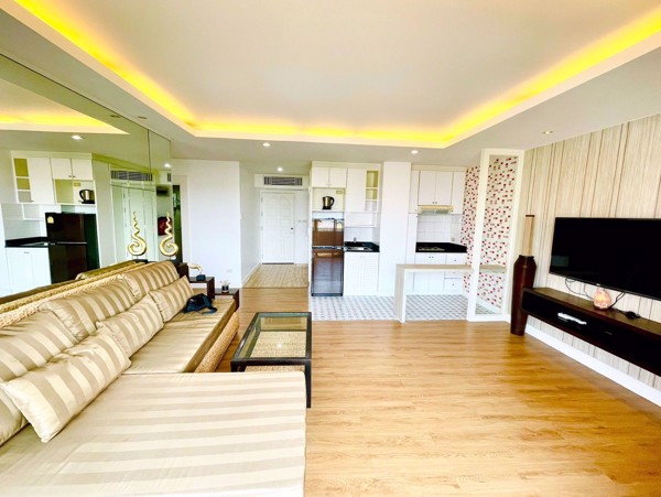 Picture of 1 bed Condo in Phasuk Place Phayathai District C08807