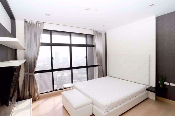 รูปภาพ 3 ห้องนอน Condo ในโครงการ Urbano Absolute Sathon-Taksin Khlong Ton Sai Sub District C015043