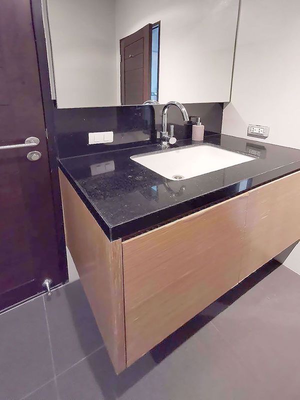 Picture of 1 bed Condo in Eight Thonglor Residence Khlong Tan Nuea Sub District C015070