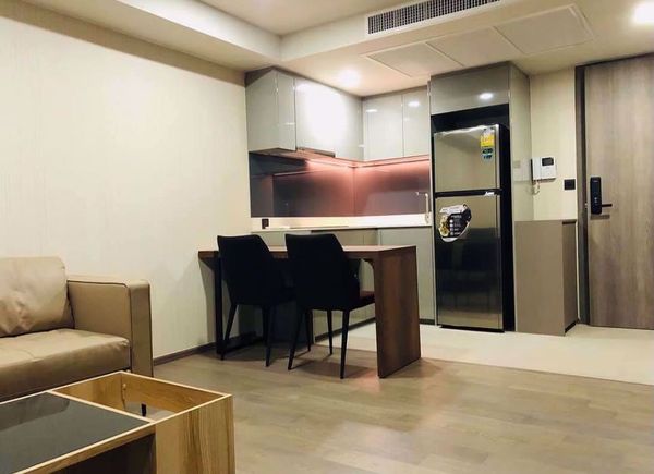 Picture of 1 bed Condo in Klass Sarasin-Rajdamri Pathum Wan District C015071