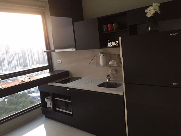 Picture of 1 bed Condo in Rhythm Sukhumvit 44 Phra Khanong Sub District C015085