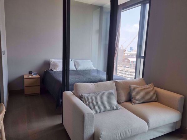 Picture of 1 bed Condo in The Esse at Singha Complex Khlong Toei Nuea Sub District C015136