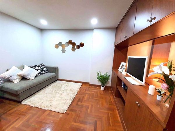 รูปภาพ 1 ห้องนอน Condo ในโครงการ Rin House Khlong Tan Nuea Sub District C015190