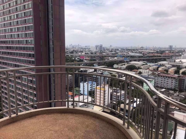 Picture of 2 bed Condo in Supalai Park Ratchayothin Chatuchak District C015195