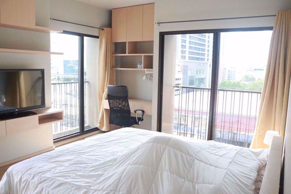 Picture of 1 bed Condo in Noble Refine Khlongtan Sub District C015310