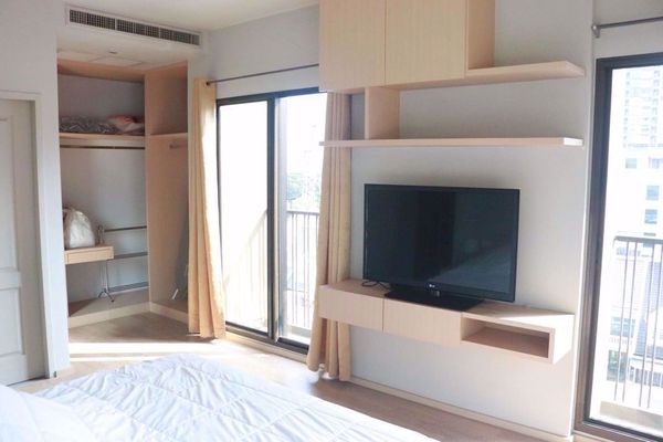 Picture of 1 bed Condo in Noble Refine Khlongtan Sub District C015310