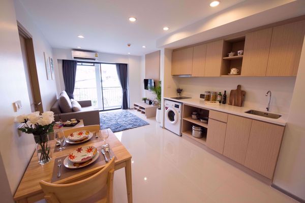 Picture of 1 bed Condo in The Greenston Thonglor Residence Khlong Tan Nuea Sub District C015392