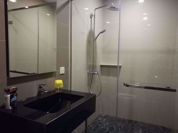 Picture of 1 bed Condo in Edge Sukhumvit 23 Khlong Toei Nuea Sub District C015442