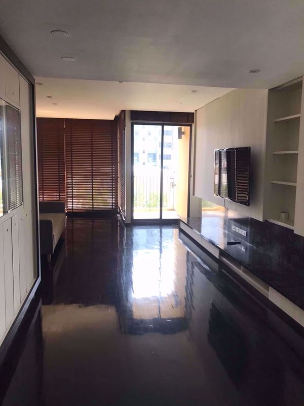 Picture of 2 bed Condo in Noble 09 Ruamrudee Pathum Wan District C015456