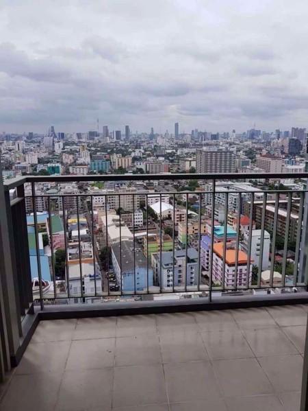 Picture of 2 bed Condo in Life Ratchadapisek Huai Khwang Sub District C015558