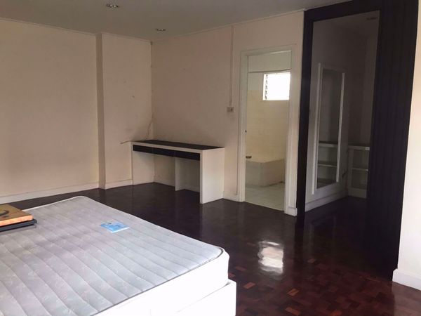 Picture of 2 bed Condo in Siam Court Apartment Khlongtoei District C015591