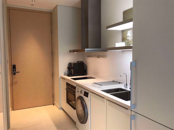 Picture of 1 bed Condo in Sindhorn Residence Lumphini Sub District C015601