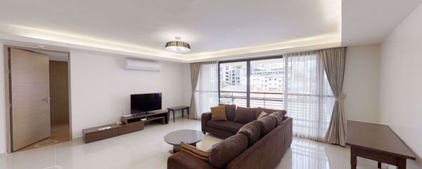 Picture of 3 bed Condo in Mela Grande Khlong Toei Nuea Sub District C015628