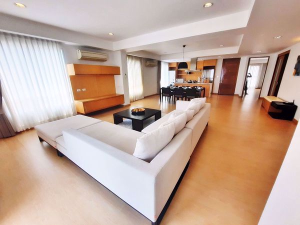 รูปภาพ 3 ห้องนอน Condo ในโครงการ Viscaya Private Residences Khlong Tan Nuea Sub District C015645