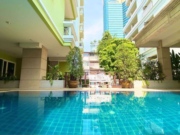 รูปภาพ 2 ห้องนอน Condo ในโครงการ 14 Place Sukhumvit Suites Khlongtoei District C015658