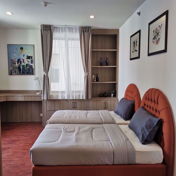 Picture of 2 bed Condo in Las Colinas Khlong Toei Nuea Sub District C015674