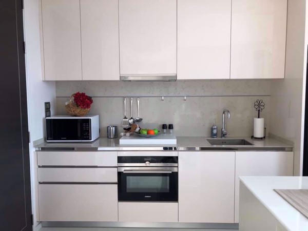 Picture of 1 bed Condo in The Bangkok Sathorn Yan Nawa Sub District C015698