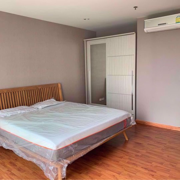 Picture of 1 bed Condo in The Rajdamri Lumphini Sub District C015699