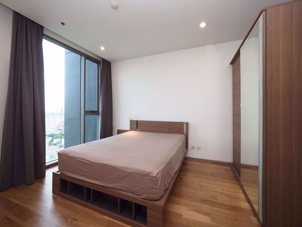 Picture of 1 bed Condo in The Breeze Narathiwas Yan Nawa District C015727