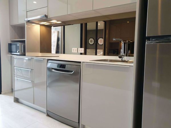 รูปภาพ 1 ห้องนอน Condo ในโครงการ Noble Ploenchit Lumphini Sub District C015781